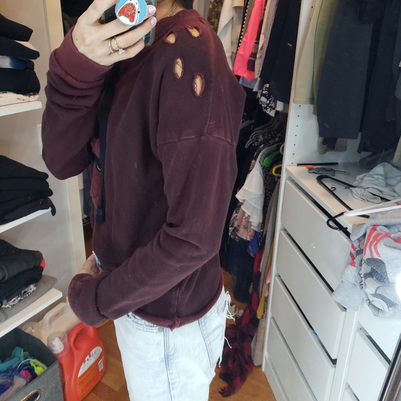 Red burgundy distressed lace up sweater - Picture 4 of 5